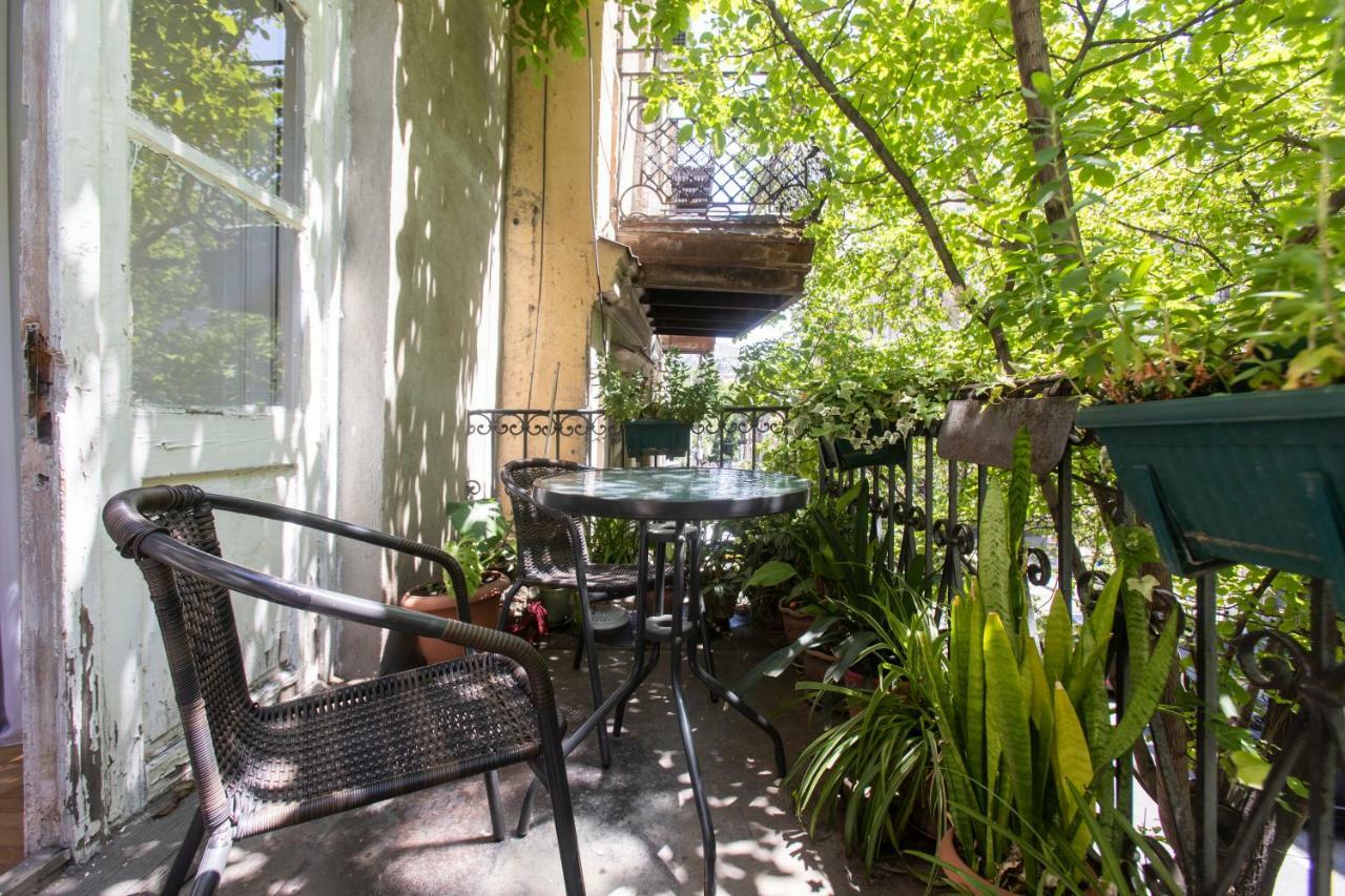 Private Apartment In The Center Of Old Tbiliszi Kültér fotó
