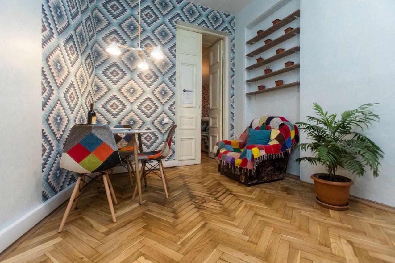 Private Apartment In The Center Of Old Tbiliszi Kültér fotó